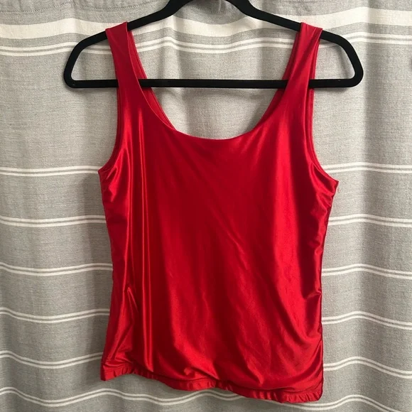 Tahari Bold Red Modern Essentials Top - Picture 2 of 3
